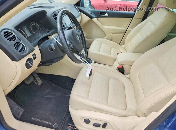 WVGSV7AX9HW501438 2017 VOLKSWAGEN TIGUAN Blue Սալոնի դիմացի տեսք