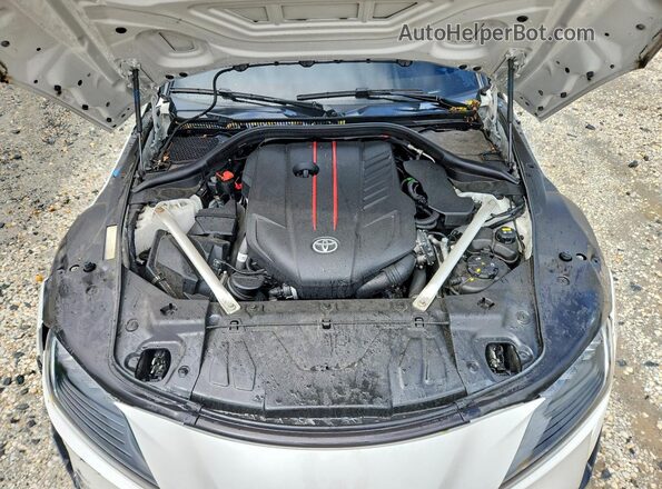 WZ1DB0C09NW050134 2022 TOYOTA GR White Widok wnętrza z tyłu