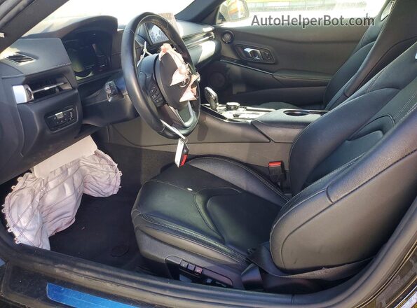 WZ1DB0G04PW055657 2023 TOYOTA GR Black Vista interior delantera