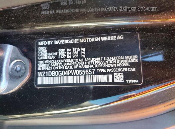 WZ1DB0G04PW055657 2023 TOYOTA GR Black Vista del compartimento del motor