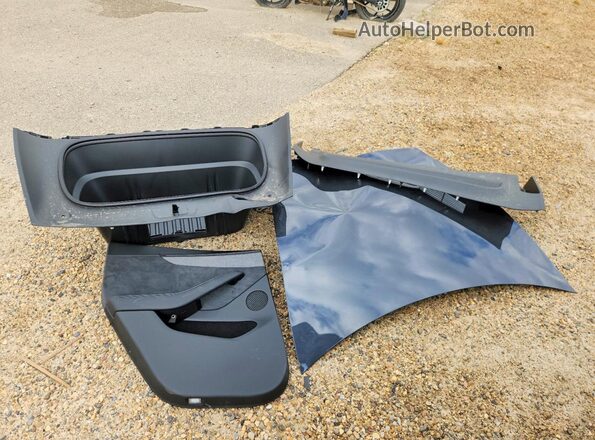 XP7YGDEE2TB828212 2026 TESLA MODEL Серый Вид подкапотного пространства