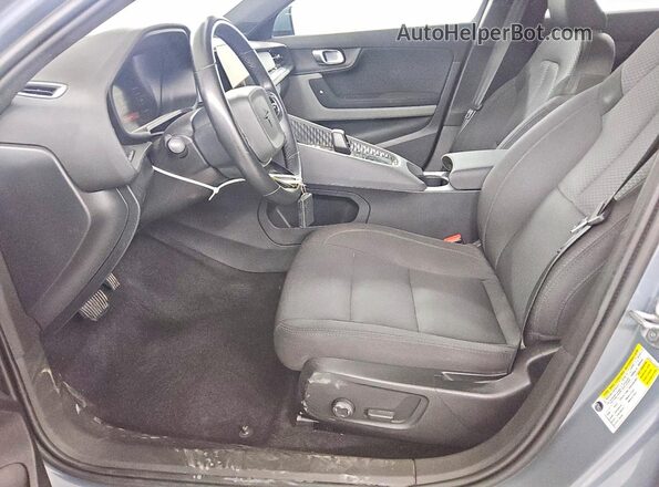 YSMEG3KA6PL147591 2023 POLESTAR 2 Серый Вид салона спереди