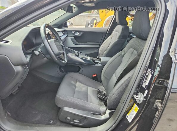 YSMEG3KAXPL124363 2023 POLESTAR 2 Черный Вид салона спереди