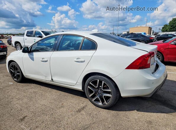 YV140MTL2H2426510 2017 VOLVO S60 White Trasero izquierdo