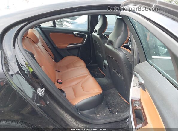YV1612TKXG2391151 2016 VOLVO S60 Black VIN sticker view