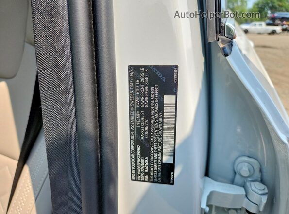 YV4062PBXS1391962 2025 VOLVO XC90 White Vista de la etiqueta del VIN