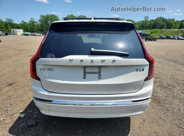 YV4062PE9T1482023 2026 VOLVO XC90 White უკანა ხედი