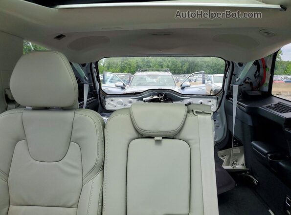 YV4062PF2T1494507 2026 VOLVO XC90 White უკანა სავარძლების ხედი