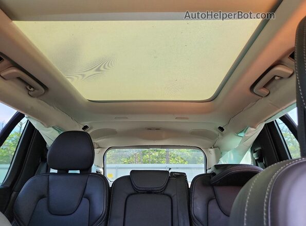 YV4062PF8R1245962 2024 VOLVO XC90 Black Vista de los asientos traseros