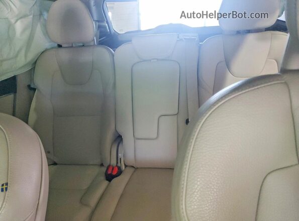YV4102CK3L1611410 2020 VOLVO XC90 Серый Вид задних сидений