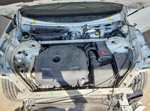 YV4102PK6K1504487 2019 VOLVO XC90 White Engine compartment view