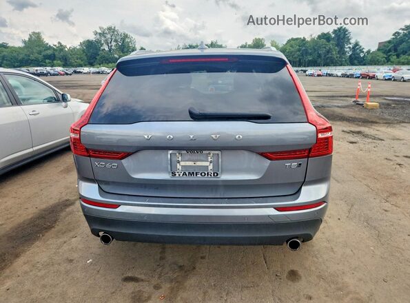 YV4102RK0J1030483 2018 VOLVO XC60 Silver Հետևի տեսք