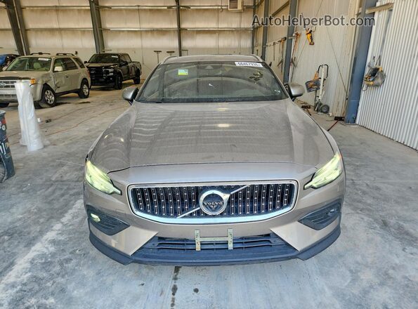 YV4102WK3L1039444 2020 VOLVO V60 Gray Vista frontal