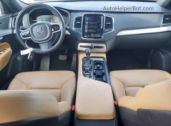 YV4102XK2J1210499 2018 VOLVO XC90 Белый Вид панели приборов