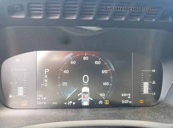 YV4102XK2J1210499 2018 VOLVO XC90 Белый Вид щитка приборов