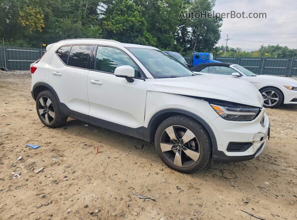 YV4162UK6L2223076 2020 VOLVO XC40 Белый Передняя правая четверть