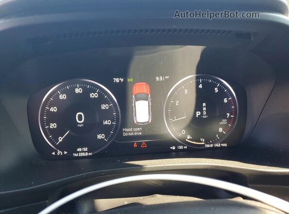YV4162UM1M2616857 2021 VOLVO XC40 White Instrument cluster view