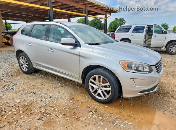 YV440MDJ6H2075715 2017 VOLVO XC60 Серебряный Передняя правая четверть