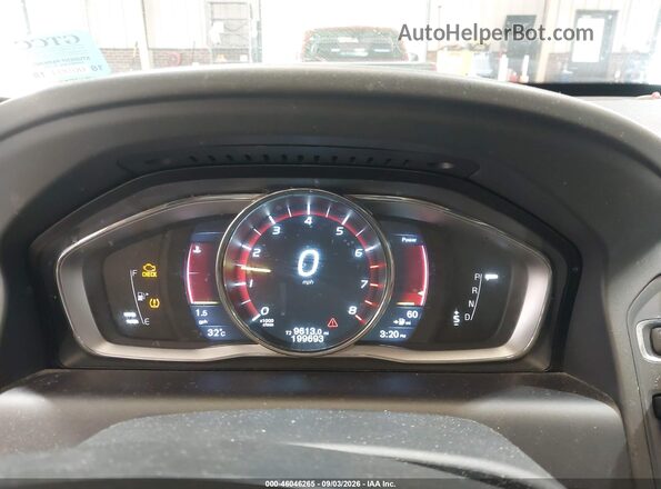 YV4612RK4G2890439 2016 VOLVO XC60 Orange Հետևի նստատեղերի տեսք