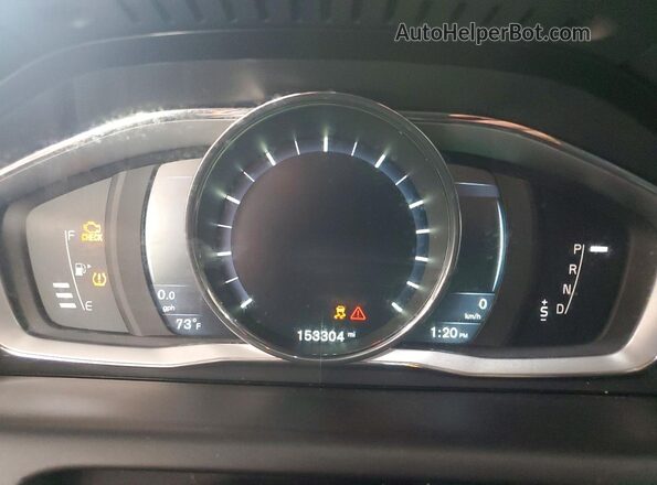YV4612RK6G2800823 2016 VOLVO XC60 Black Սարքավորումների վահանակի տեսք