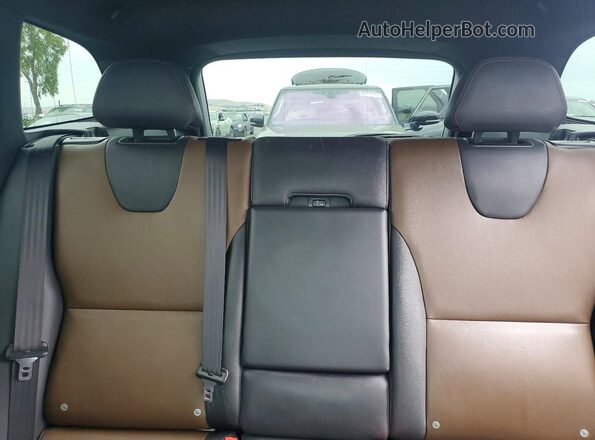 YV4612RK9G2819074 2016 VOLVO XC60 White Вид задніх сидінь