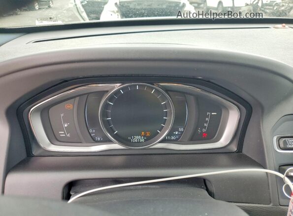 YV4612RK9G2819074 2016 VOLVO XC60 White Вид щитка приладів
