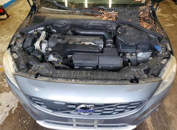 YV4612UM3G2000571 2016 VOLVO S60 Gray Rear interior view