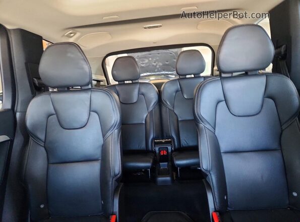 YV4A221L0M1706868 2021 VOLVO XC90 Черный Вид задних сидений