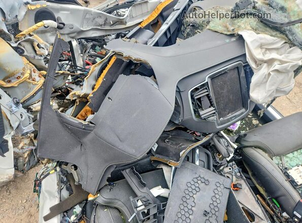 YV4A221L3N1832031 2022 VOLVO XC90 Gray Vista del salpicadero
