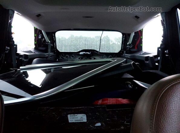 YV4A22PK2K1425229 2019 VOLVO XC90 Black Rear seats view