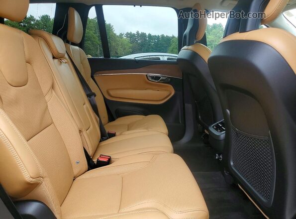 YV4A22PL5G1090550 2016 VOLVO XC90 Black Widok wnętrza z tyłu