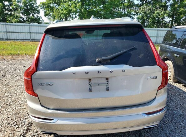 YV4A22PL5J1193779 2018 VOLVO XC90 Gold Vista trasera