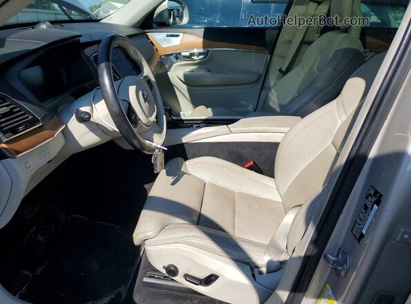 YV4A22PL5J1193779 2018 VOLVO XC90 Gold Vista interior delantera