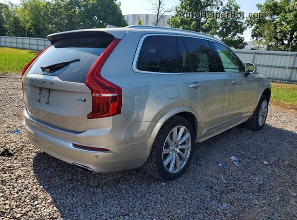 YV4A22PL5J1193779 2018 VOLVO XC90 Gold Trasero derecho
