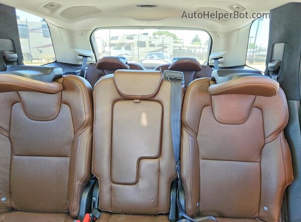 YV4A22PL7K1488383 2019 VOLVO XC90 Black უკანა სავარძლების ხედი