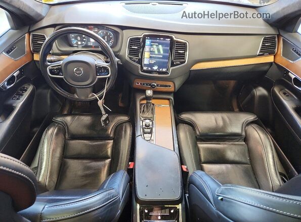 YV4A22PL9J1364680 2018 VOLVO XC90 Black Вид панелі приладів