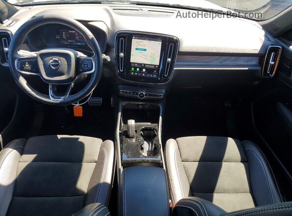 YV4ED3UR0M2576800 2021 VOLVO XC40 Gray Vista del salpicadero