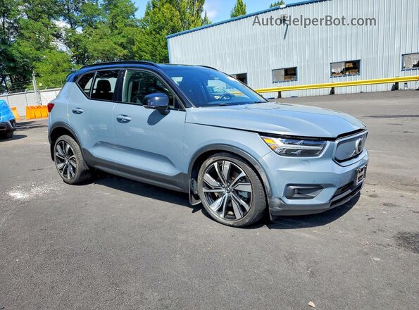 YV4ED3UR0M2576800 2021 VOLVO XC40 Gray Delantero derecho