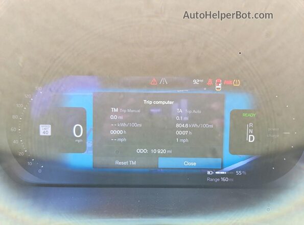 YV4EH3BK3R2094808 2024 VOLVO C40 Black Instrument cluster view