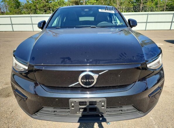 YV4EH3BK3R2094808 2024 VOLVO C40 Black Front view