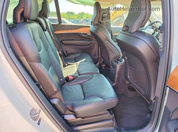 YV4H60CN3P1967356 2023 VOLVO XC90 Белый Вид задней части салона