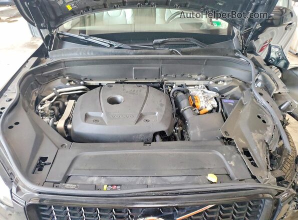 YV4H60CX9P1986950 2023 VOLVO XC90 Black ძრავის განყოფილების ხედი