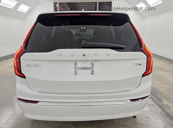 YV4H60PB8S1377632 2025 VOLVO XC90 Белый Вид сзади
