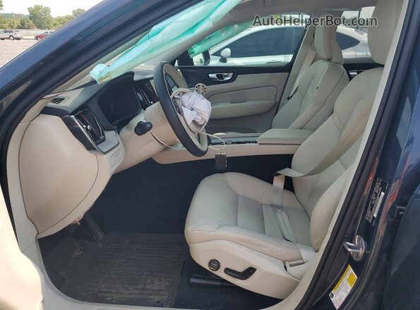 YV4H60RC1S1017351 2025 VOLVO XC60 Blue Vista interior delantera