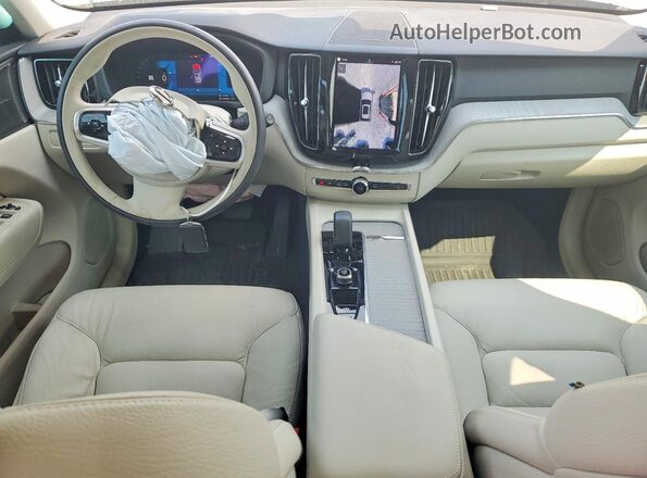 YV4H60RC1S1017351 2025 VOLVO XC60 Blue Vista del salpicadero