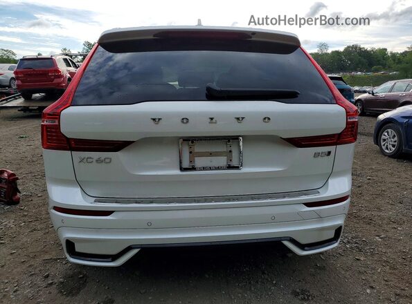 YV4L12RL4R1756924 2024 VOLVO XC60 White Вид ззаду