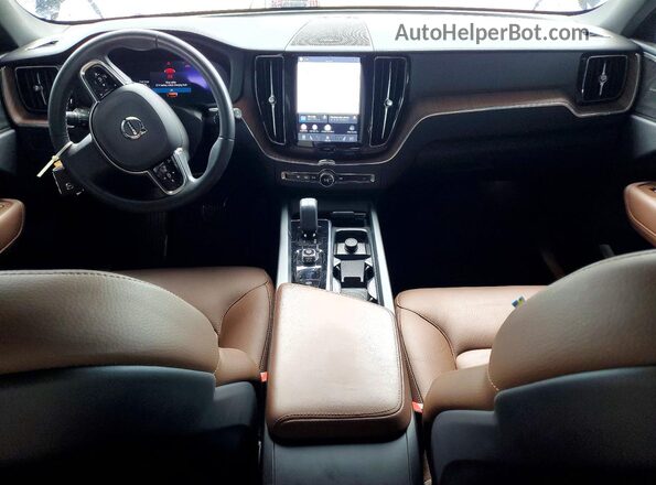 YV4L12RL5R1716206 2024 VOLVO XC60 Blue Առջևի վահանակի տեսք