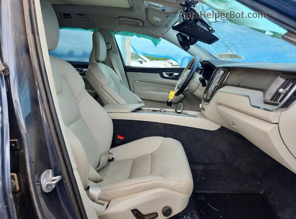 YV4L12RL9R1723112 2024 VOLVO XC60 Blue Вид салону спереду