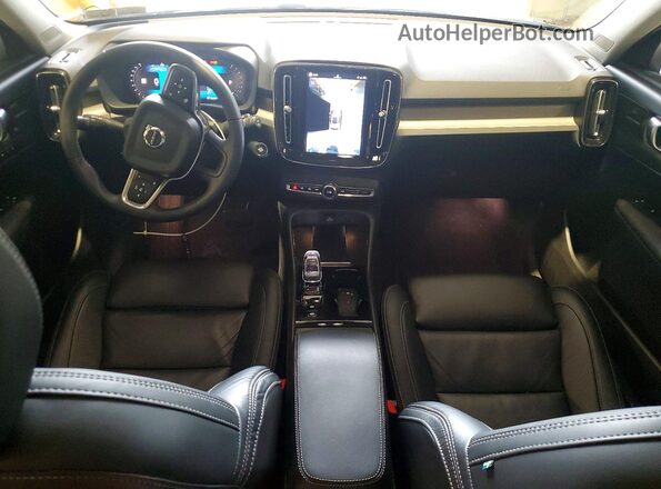 YV4L12UA1P2015188 2023 VOLVO XC40 Gray Вид панелі приладів