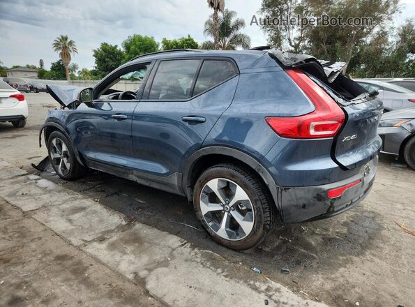 YV4L12UC3T2805460 2026 VOLVO XC40 Blue 